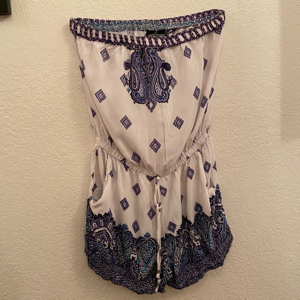 Romper - Picture 2 of 5